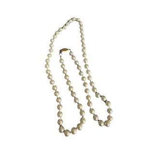 Vintage Faux Pearl Choker Necklace 12” Gold Tone Filigree Box Clasp Knotted Strd